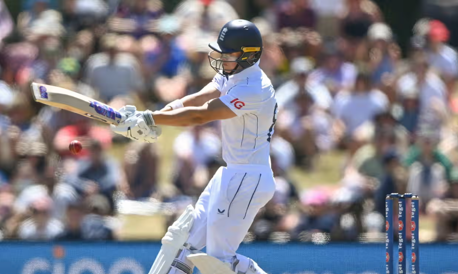 Bethell and Duckett miss out on centuries, England still in a strong position.